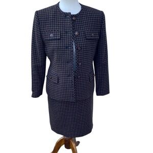 Elegant Women's Houndstooth Jacket and Skirt‎ Set